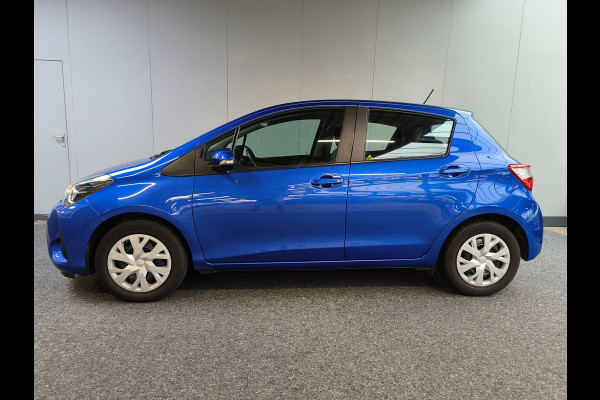 Toyota Yaris 1.0 VVT-i Active uit 2019 Rijklaar + 12 maanden Bovag-garantie Henk Jongen Auto's in Helmond,  al 50 jaar service zoals 't hoort!