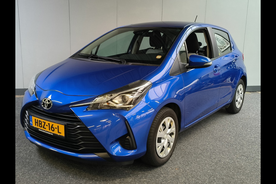 Toyota Yaris 1.0 VVT-i Active uit 2019 Rijklaar + 12 maanden Bovag-garantie Henk Jongen Auto's in Helmond,  al 50 jaar service zoals 't hoort!