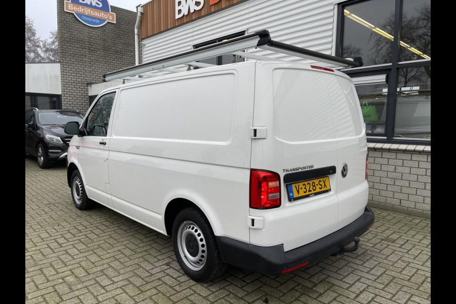 Volkswagen Transporter 2.0 TDI L1H1 Comfortline / vaste prijs rijklaar € 17.950 ex btw / Bott ingerichte laadruimte / lease vanaf € / airco / cruise / imperial / euro 6 diesel / trekhaak !