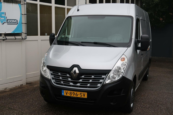 Renault Master 146PK|1eEig! L2H2|Airco|Cruise|NAVI|Trekhaak|PDC|NETJES! Renault Master 146PK|L2H2|Airco|Cruise|NAVI|Trekhaak|PDC|NETJES!