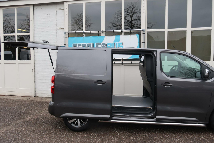 Toyota ProAce Worker 2.0Proff. 177PKaut. 1eEig|2xschuif!Leder, Nette staat.