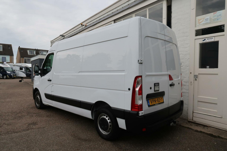 Renault Master 135PK L2H2 EDITION 1eEig, Camera, Cruise, PDC, betimmering, trekhaak NETJES!