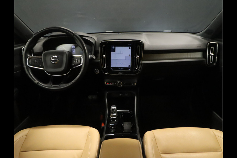 Volvo XC40 1.5 T5 Twin Engine Inscription [CRUISE CONTROL, APPLE CARPLAY, TREKHAAK, DIGITAL DASH, ELEKTRISCHE ACHTERKLEP, VOL LEDER, SENSOREN ACHTER, NAVIGATIE, NIEUWSTAAT]