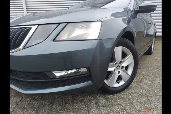 Škoda Octavia Combi 1.4 TSI Greentech Ambition, airco,cruisecontrol,stoelverwarming,parkeersensoren achter,