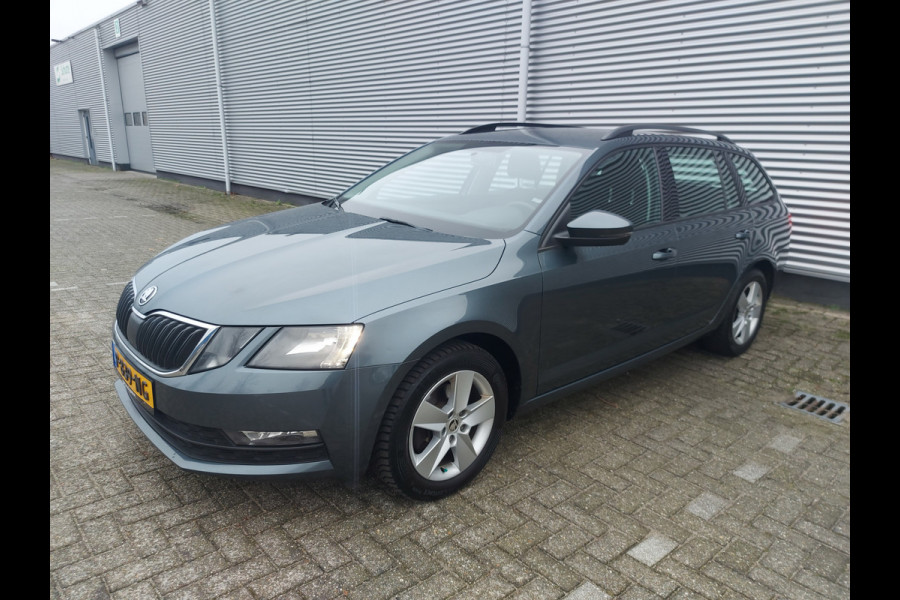 Škoda Octavia Combi 1.4 TSI Greentech Ambition, airco,cruisecontrol,stoelverwarming,parkeersensoren achter,