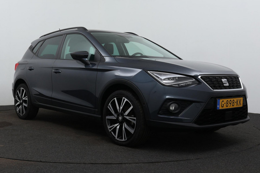 Seat Arona 1.0 TSI Style Business Intense (PARKEERSENSOREN, ADAPTIVE CRUISE, CLIMA, 1e EIGENAAR, GOED ONDERHOUDEN)