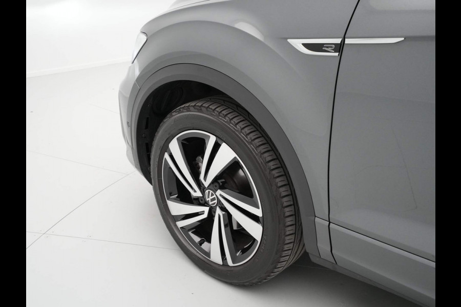 Volkswagen T-Roc 1.5 TSI 150pk DSG R-Line Private Lease 598,- pm obv 10.000km/48mnd 263