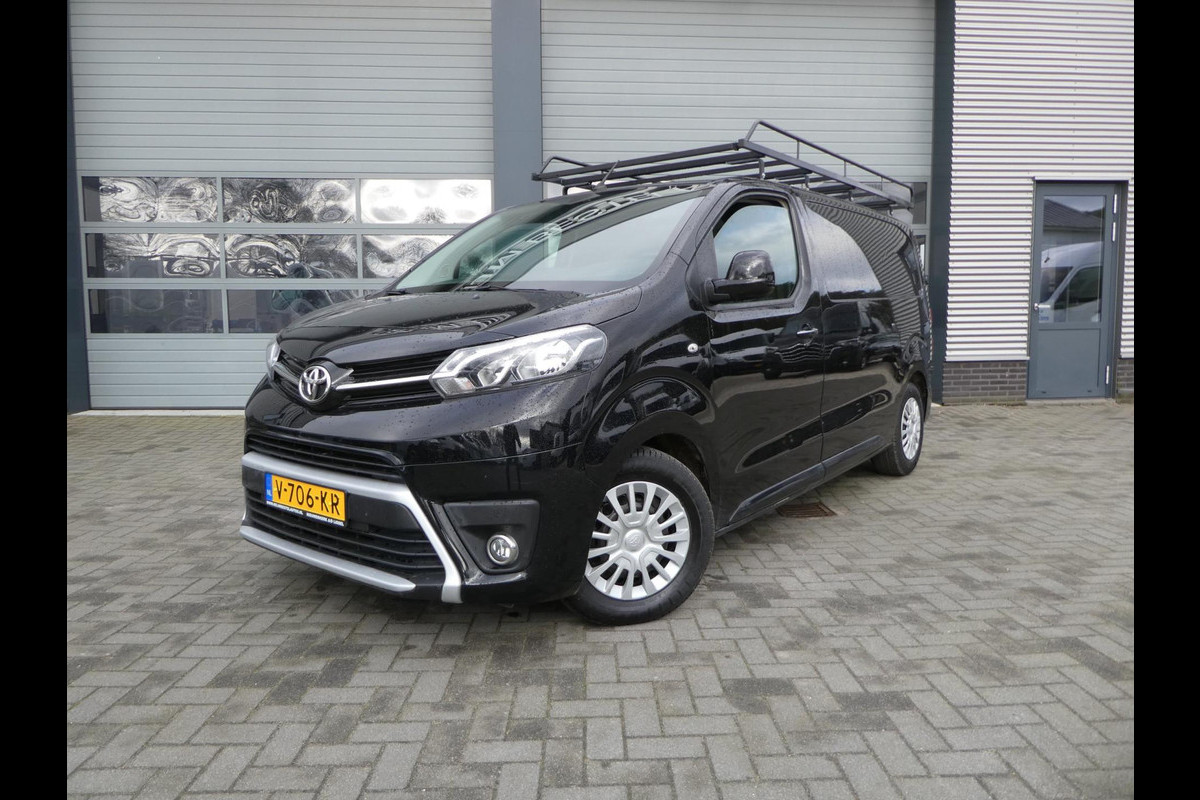 Toyota ProAce Worker 1.6 D-4D L2 Airco, Navigatie, PDC, 3-Zits.