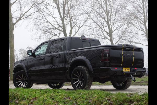 Dodge Ram 1500 Laramie Sport | Wide-body | V8 Edition