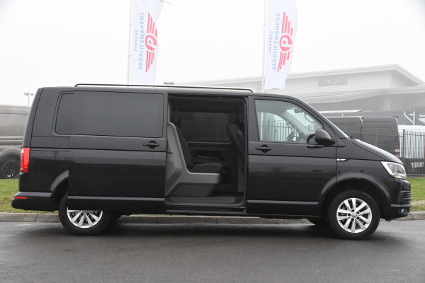 Volkswagen Transporter 2.0 TDI L2H1 Highline DC Cruise, PDC, NAVI, Multimedia, LED, 140PK, Voorruit verwarming, Trekhaak, UNIEK!