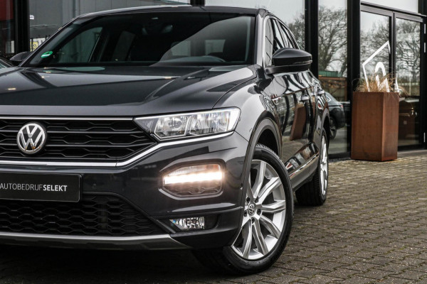 Volkswagen T-Roc 2.0 TSI 4Motion - R-line - Carplay - Speciale uitvoering