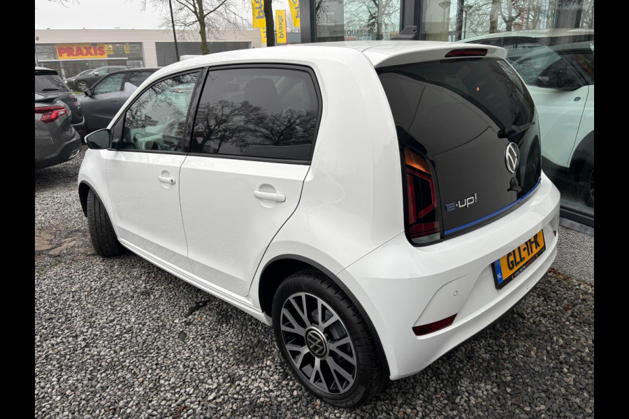 Volkswagen e-Up! e-up! Style | Parkeercamera | Stoelverwarming | Voorruit verwarming |