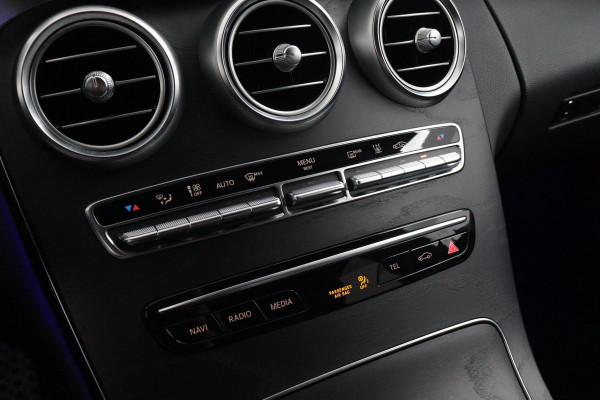 Mercedes-Benz C-Klasse 300 e AMG Premium Plus Pack(Dealer OnderH, Sfeer, Camera, Carplay/ Android, StoelV, Lane Assist, Etc)