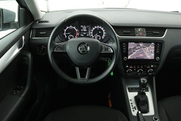 Škoda Octavia 1.0 TSI Ambition | Stoelverwarming | Carplay | Full LED | Navigatie | Climate control | PDC | Cruise control | Bluetooth