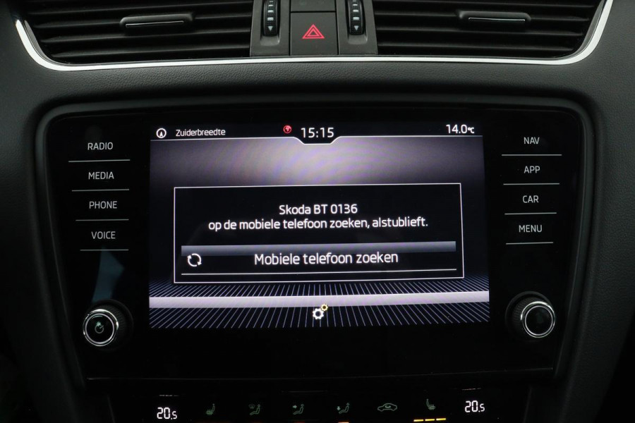 Škoda Octavia 1.0 TSI Ambition | Stoelverwarming | Carplay | Full LED | Navigatie | Climate control | PDC | Cruise control | Bluetooth