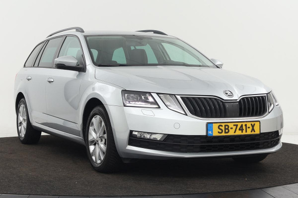 Škoda Octavia 1.0 TSI Ambition | Stoelverwarming | Carplay | Full LED | Navigatie | Climate control | PDC | Cruise control | Bluetooth