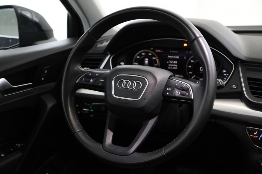 Audi Q5 55 TFSI e quattro Competition Panorama, leer, Climate, Trekhaak,