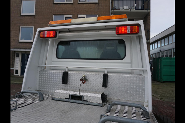 Peugeot Boxer 335 2.0 BlueHDI L4 | OPRIJWAGEN +AANHANGER | BEZICHTIGING OP AFSPRAAK |