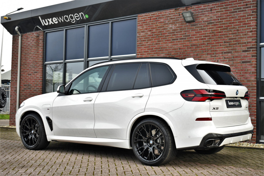 BMW X5 xDrive50e M-Sport Pano Trekh 360 H/K Soft-close HUD Gesture 8dkm!!! BTW-AUTO!