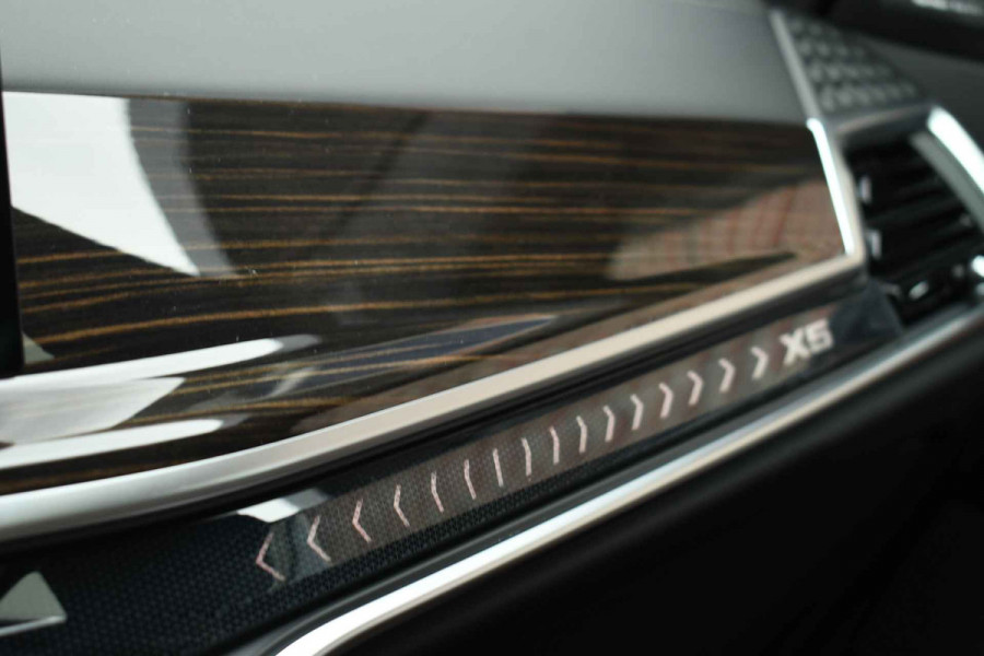 BMW X5 xDrive50e M-Sport Pano Trekh 360 H/K Soft-close HUD Gesture 8dkm!!! BTW-AUTO!