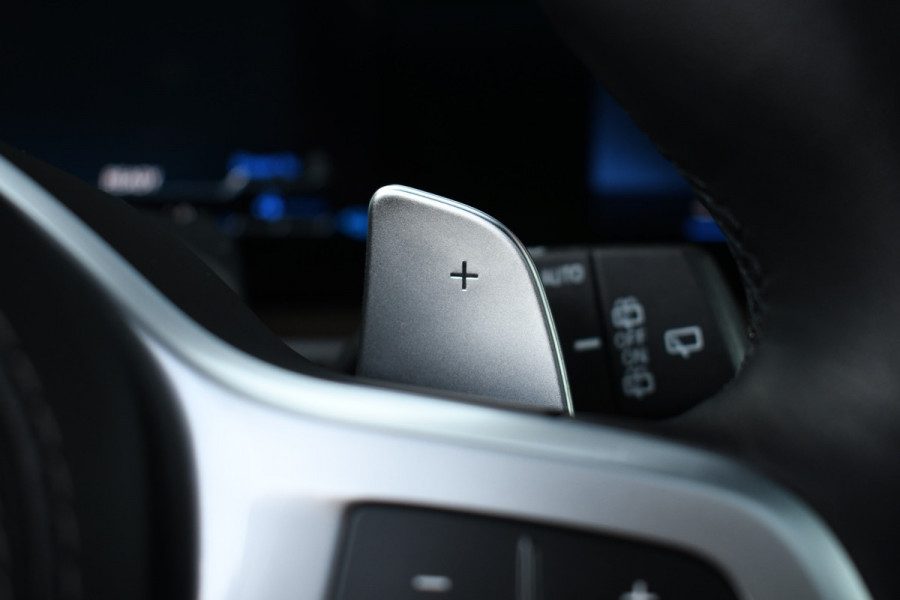 BMW X5 xDrive50e M-Sport Pano Trekh 360 H/K Soft-close HUD Gesture 8dkm!!! BTW-AUTO!