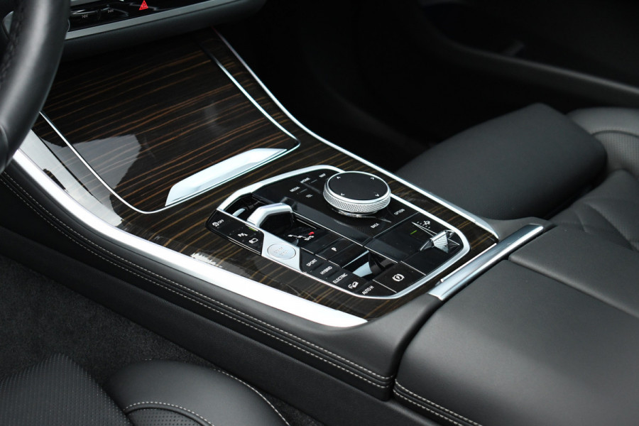 BMW X5 xDrive50e M-Sport Pano Trekh 360 H/K Soft-close HUD Gesture 8dkm!!! BTW-AUTO!