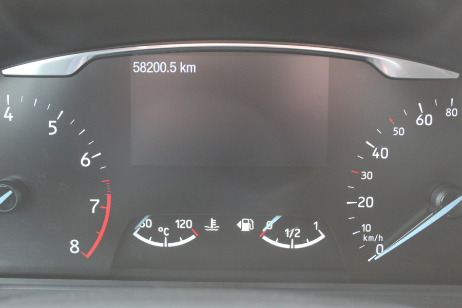 Ford Fiesta 1.0-100pk EcoBoost Titanium 5drs. Uiterst nette, luxe en zuinige Ford Fiesta. Voalautm. airco, Cruise control, Navigatie, LM wielen, Metallic lak, Parkeersensoren achter, Telefoonvoorb., Lane assist etc.