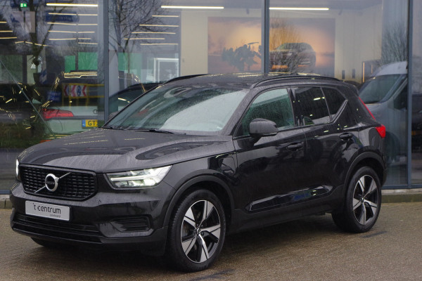 Volvo XC40 1.5 T4 211 PK Recharge R-Design PHEV, Panoramadak, Stoel- & Stuurverwarming, Navigatie