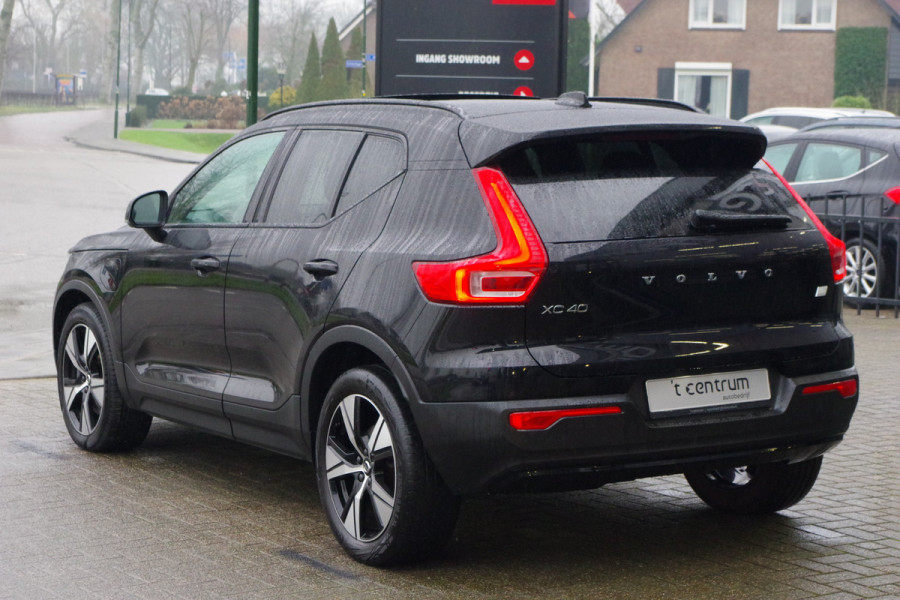 Volvo XC40 1.5 T4 211 PK Recharge R-Design PHEV, Panoramadak, Stoel- & Stuurverwarming, Navigatie