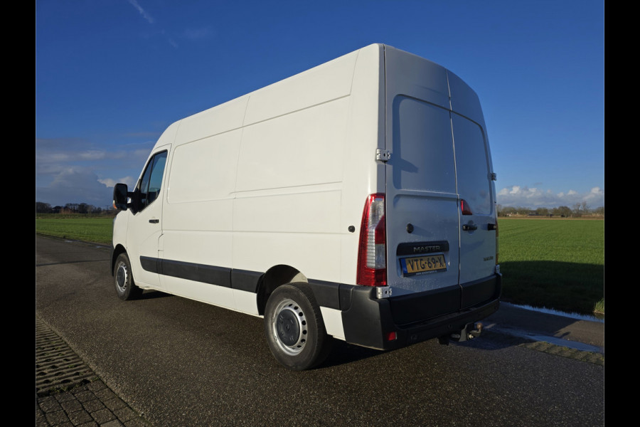 Renault Master T35 2.3 dCi L2 H2 - 135 Pk - Euro 6 - Navi - Airco - Cruise Control