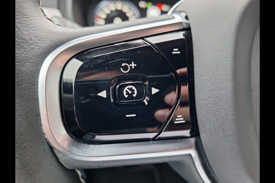 Volvo V90 T8 AWD R-Design Plug In Hybrid PHEV | Trekhaak af Fabriek | Adaptive Cruise | Harman Kardon | Keyless | Alcantara Sportstoelen Memory | Pilot Assist | Camera | DAB |