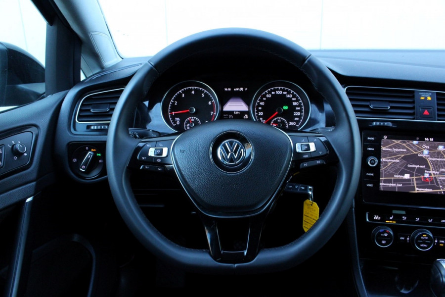 Volkswagen Golf 1.5 TSI R-Line DSG ACC CARPLAY STOELVW '18