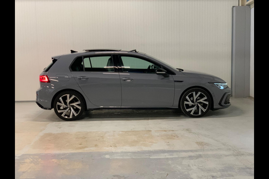 Volkswagen Golf 1.5 eTSI | 3x R-LINE | IQ LIGHTS | PANO | NARDO GREY