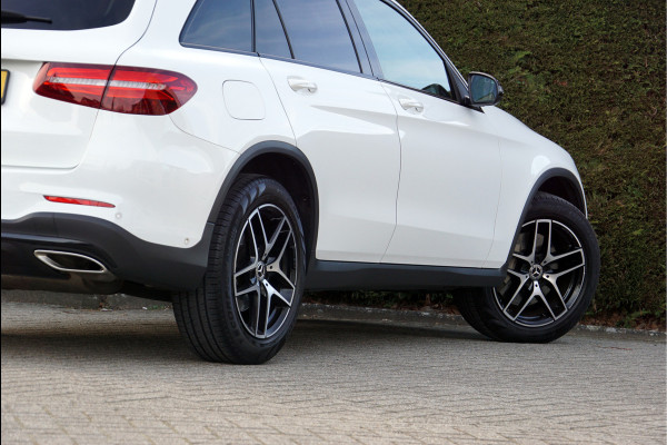 Mercedes-Benz GLC 250 4MATIC AMG Line | Distronic Trekhaak Night