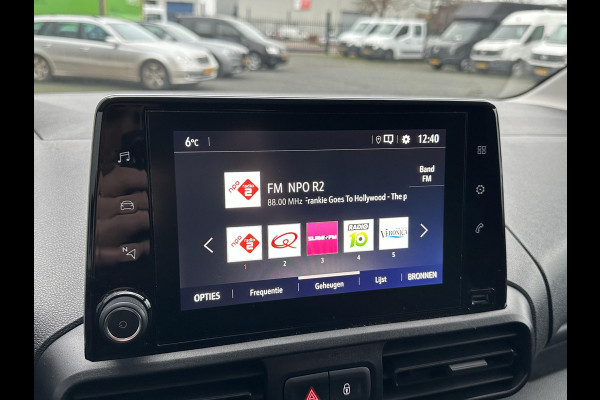 Opel Combo 1.5D L1H1*CARPLAY*NAVI*CRUISE*A/C*SHUIFDEUR* Opel Combo 1.5D L1H1 Edition*NAVI*CRUISE*A/C*