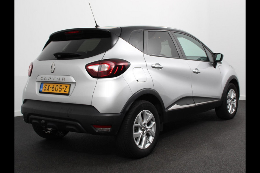 Renault Captur 0.9 TCe Limited Navigatie Airco Lichtmetalen Velgen Cruise Control Parkeer Sensoren Trekhaak