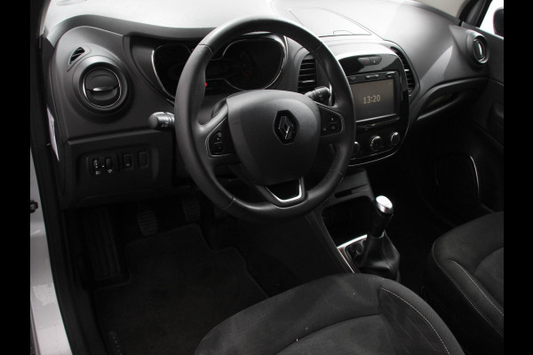 Renault Captur 0.9 TCe Limited Navigatie Airco Lichtmetalen Velgen Cruise Control Parkeer Sensoren Trekhaak