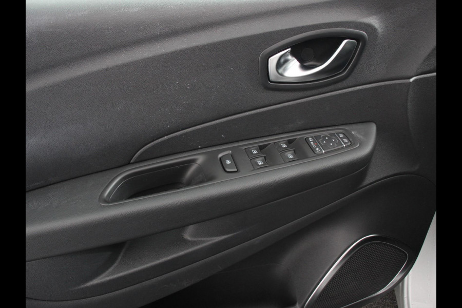 Renault Captur 0.9 TCe Limited Navigatie Airco Lichtmetalen Velgen Cruise Control Parkeer Sensoren Trekhaak