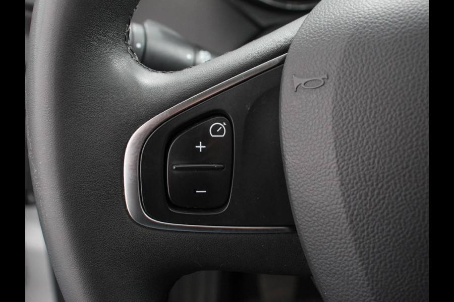 Renault Captur 0.9 TCe Limited Navigatie Airco Lichtmetalen Velgen Cruise Control Parkeer Sensoren Trekhaak