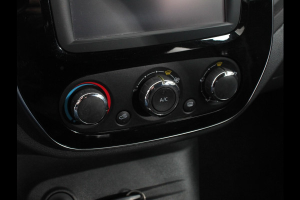 Renault Captur 0.9 TCe Limited Navigatie Airco Lichtmetalen Velgen Cruise Control Parkeer Sensoren Trekhaak