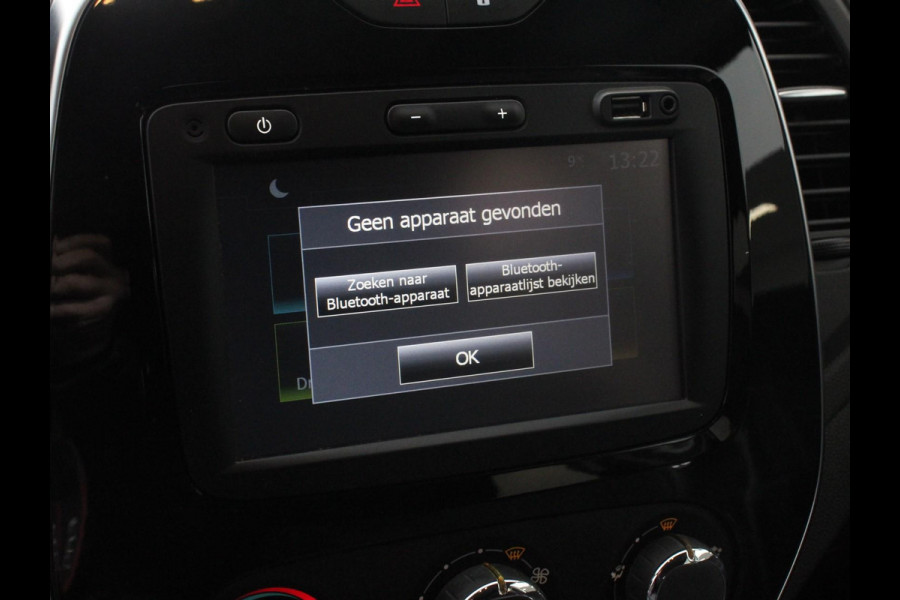 Renault Captur 0.9 TCe Limited Navigatie Airco Lichtmetalen Velgen Cruise Control Parkeer Sensoren Trekhaak