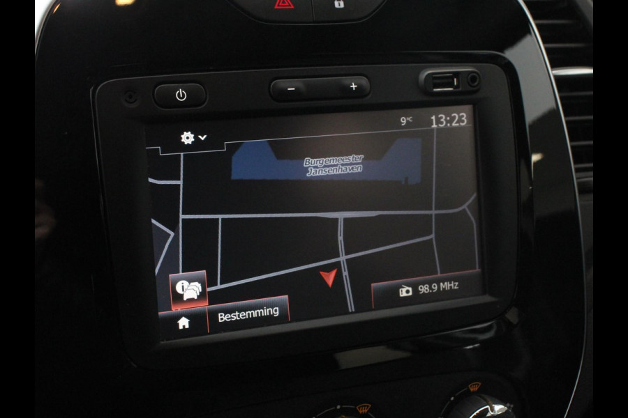 Renault Captur 0.9 TCe Limited Navigatie Airco Lichtmetalen Velgen Cruise Control Parkeer Sensoren Trekhaak