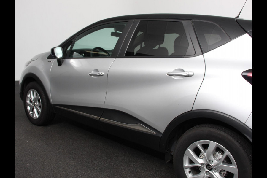 Renault Captur 0.9 TCe Limited Navigatie Airco Lichtmetalen Velgen Cruise Control Parkeer Sensoren Trekhaak