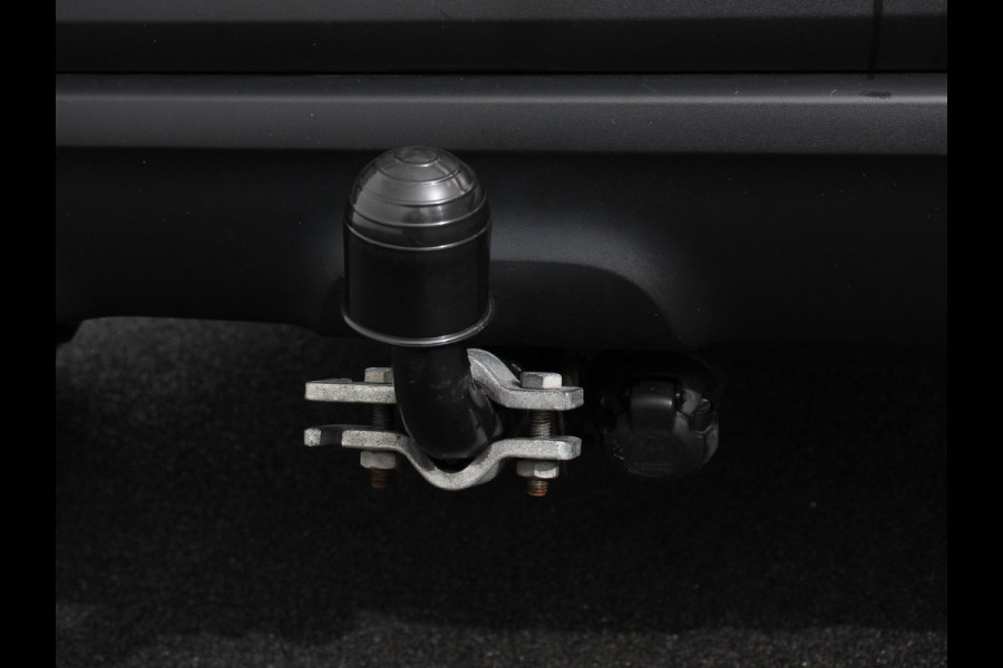 Renault Captur 0.9 TCe Limited Navigatie Airco Lichtmetalen Velgen Cruise Control Parkeer Sensoren Trekhaak