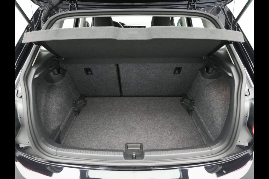 Volkswagen Polo 1.0 TSI Comfortline Navigatie Pdc Acc Airco 63