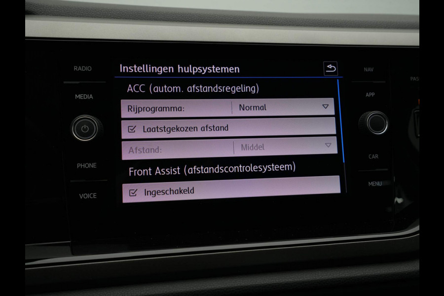 Volkswagen Polo 1.0 TSI Comfortline Navigatie Pdc Acc Airco 63