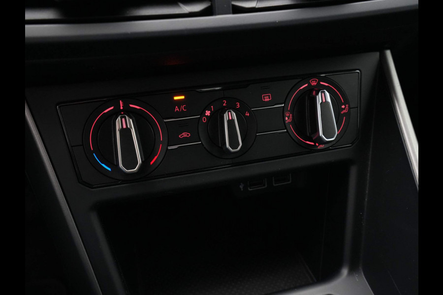 Volkswagen Polo 1.0 TSI Comfortline Navigatie Pdc Acc Airco 63