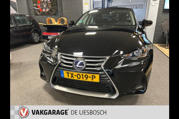 Lexus IS 300h Hybrid,leer alcantara,navi,boeken ,origineel ned