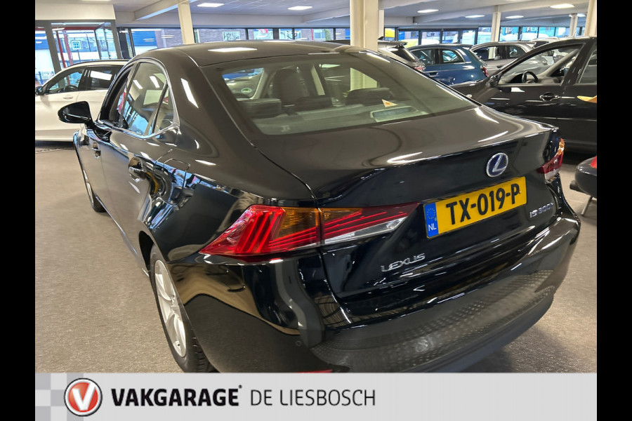 Lexus IS 300h Hybrid,leer alcantara,navi,boeken ,origineel ned