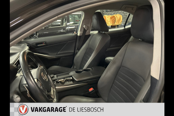 Lexus IS 300h Hybrid,leer alcantara,navi,boeken ,origineel ned